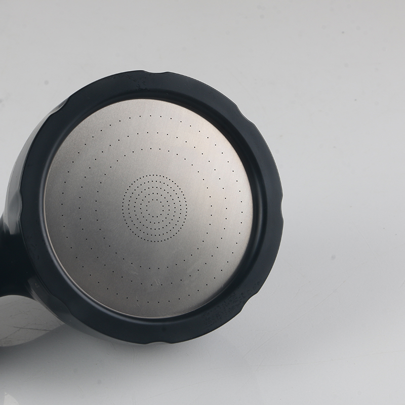 Douchette japonaise noire à pommeau pivotant