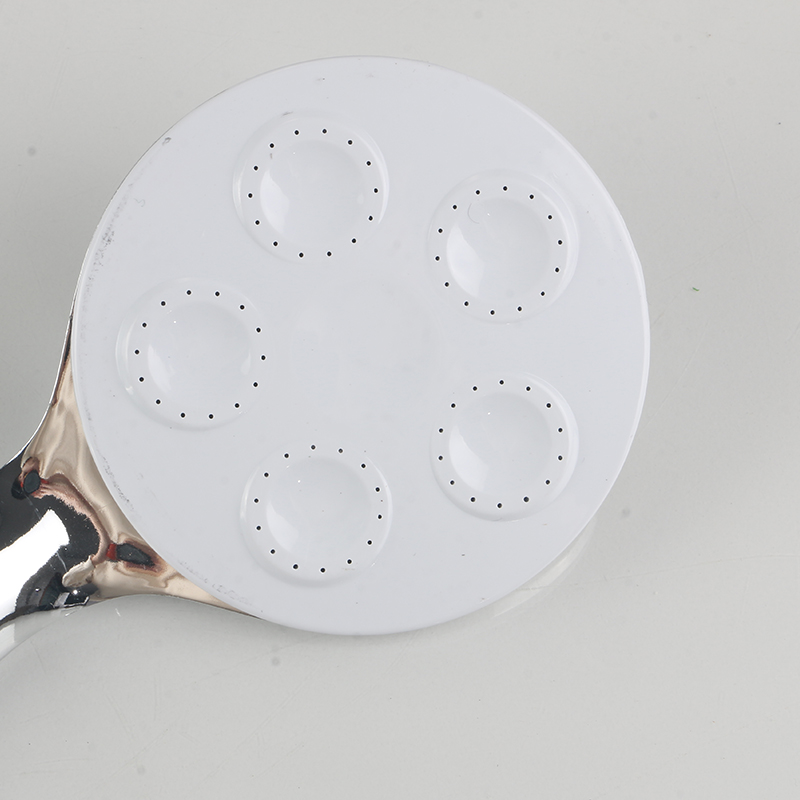 Petite douche barbare